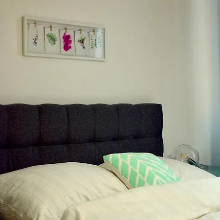 アパート Pod Zamkiem 8os. ビエルスコ・ビアバ