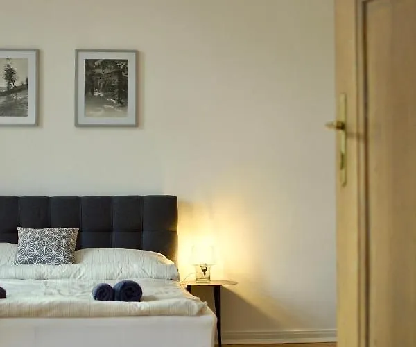 Pod Zamkiem 8os. דירה ביילסקו-ביאלה